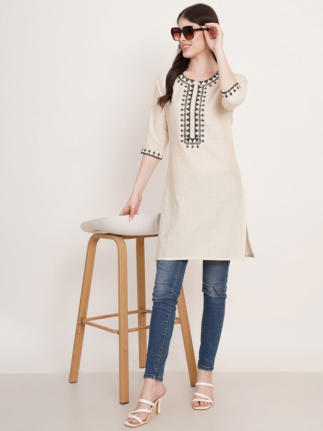 houseofcommon Women Embroidered Khadi Cotton Straight Kurta-picture-27