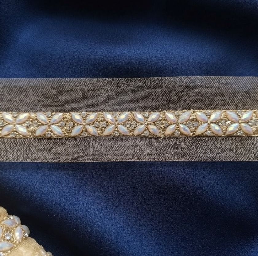 Gold Color Premium Crystal Lace 3 Metr Saree Decoration Gold Color Premium Crystal Lace 3 Metr Saree Decoration Lace Reel-image-39