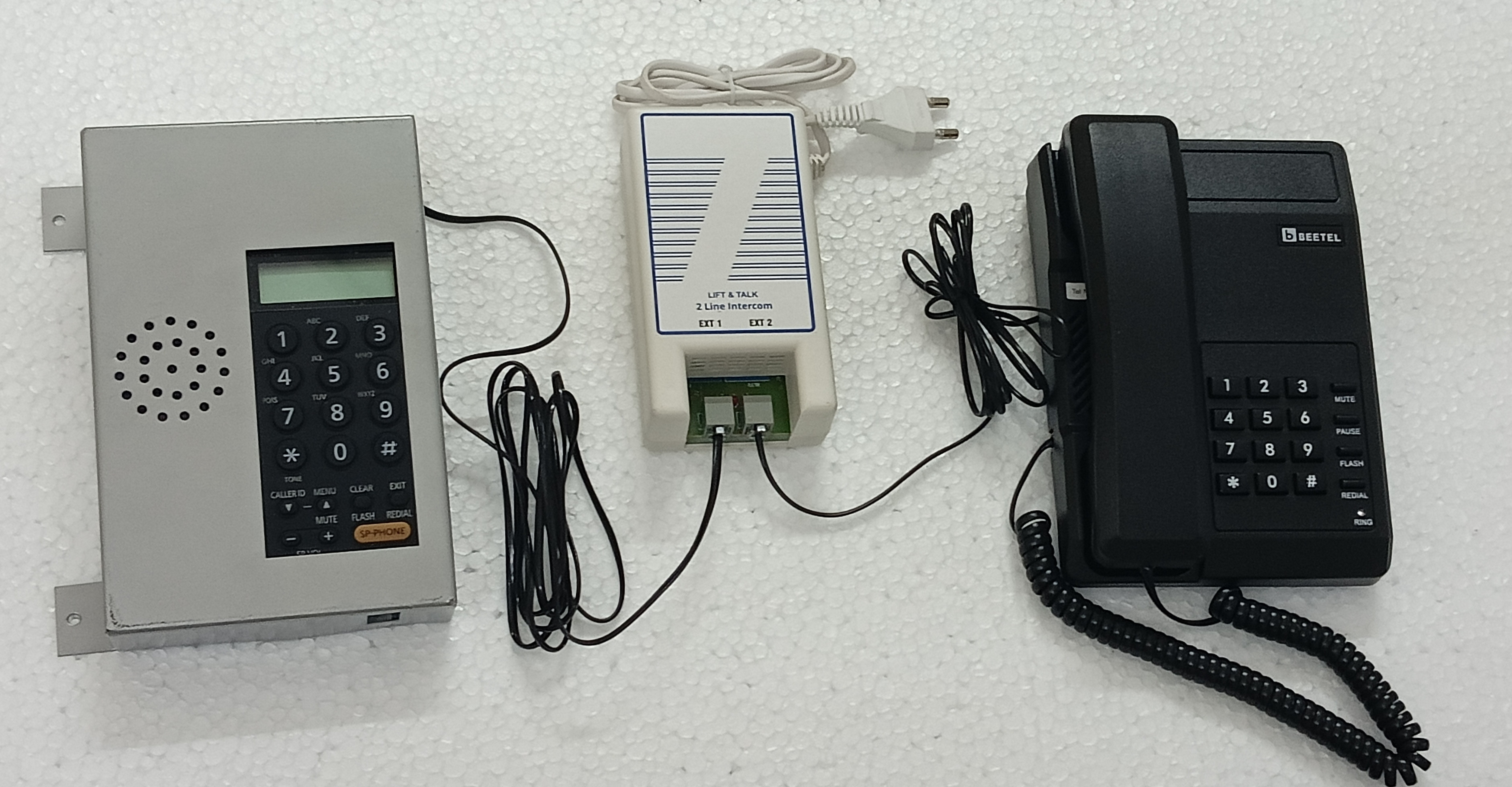mascom 1+1 INTERCOM WITH BEETEL BASIC TELEPHONE & LIFT PHONE Corded Landline Phone image 1