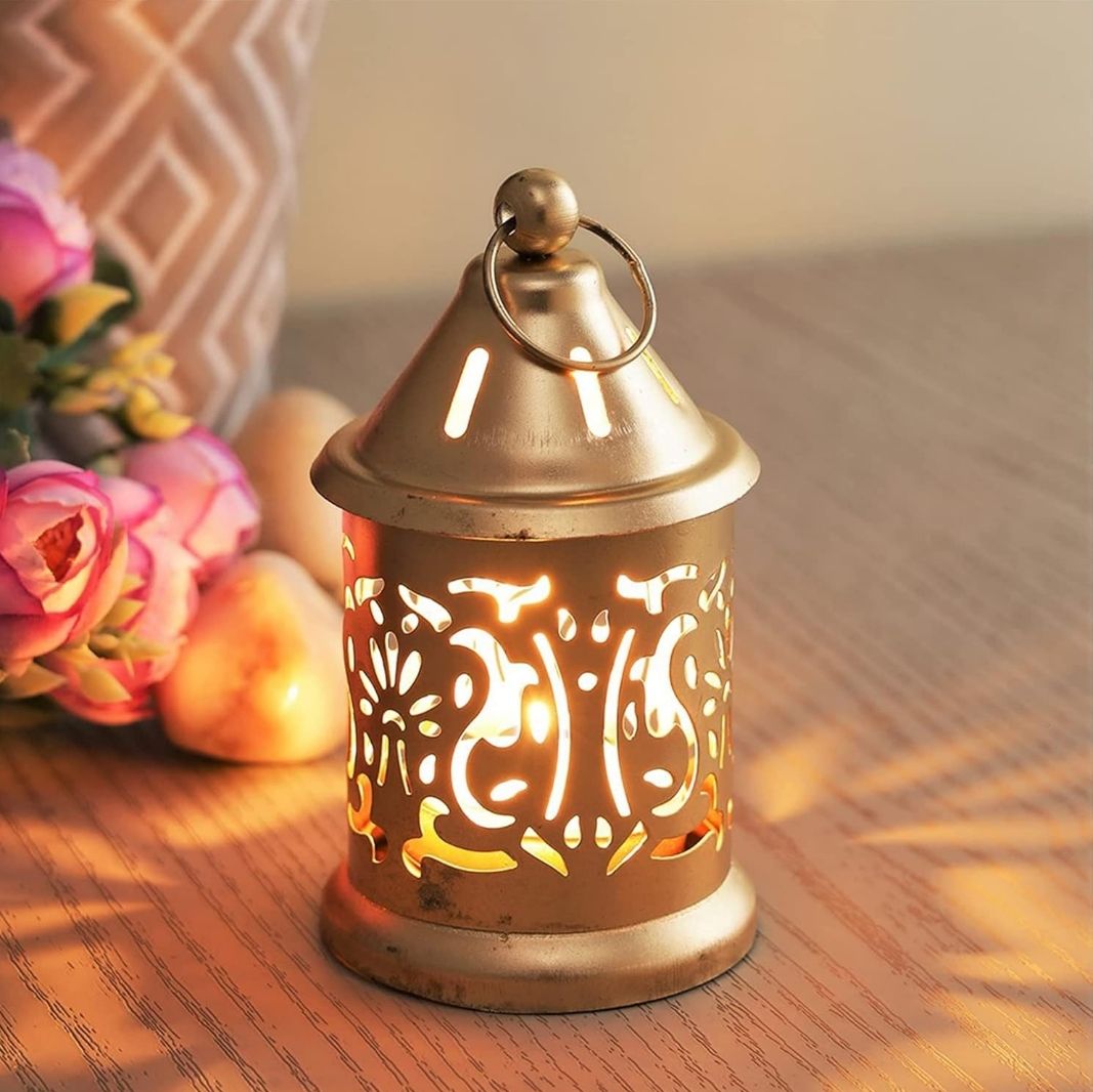 jdexport Metal Decorative Candle Lantern for Home Decor Diwali & Festival Use(Gold 12 cm) Gold Iron Table Lantern-picture-28