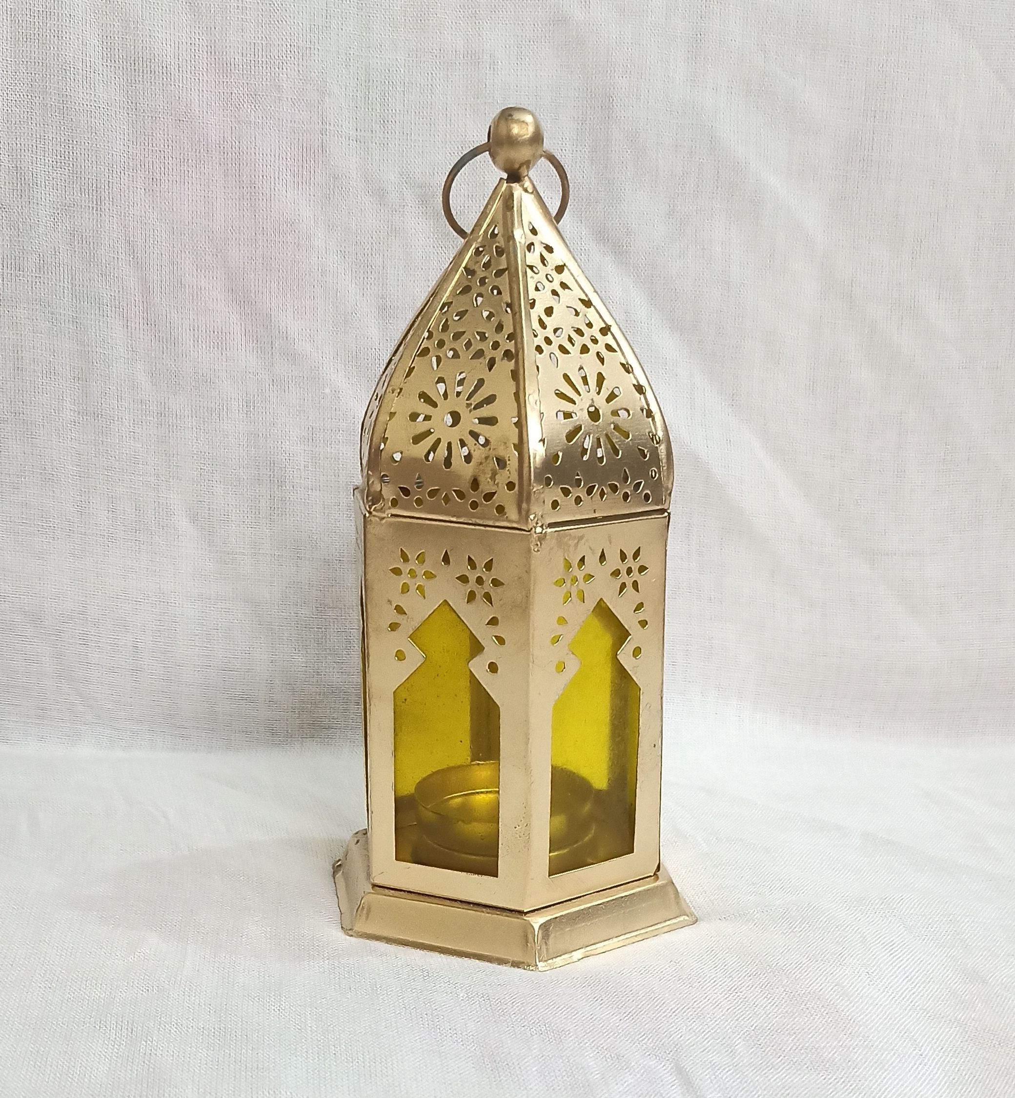 aflah Gold Iron Table Lantern-picture-28
