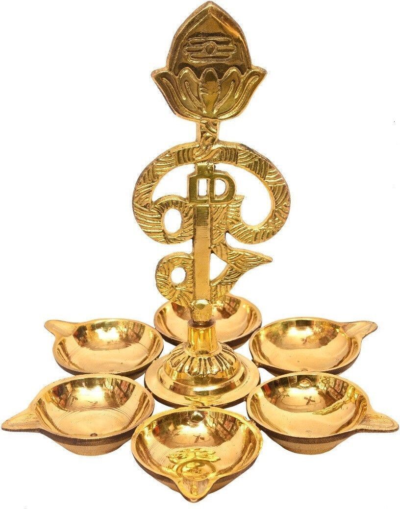 sundar BRASS MURUGAN SASHTI OM 6 FACE VILAKKU Gold Brass Table Lantern-picture-26