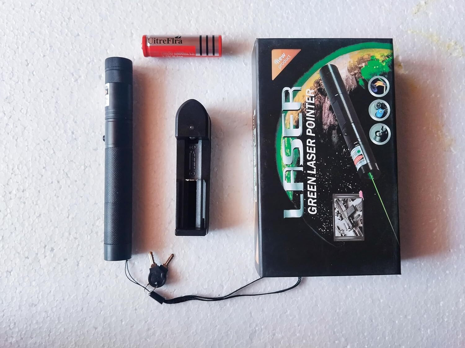 zhirk Multi Purpose Laser Light Powerful 1000MW Rechargeable Green Laser Pointer Pen image 1
