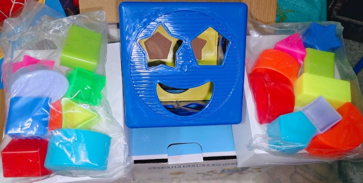 Shape Sorter Cube Toy for Kids Birthday Gift with 18 Shapes in Big Box Packing-image-36