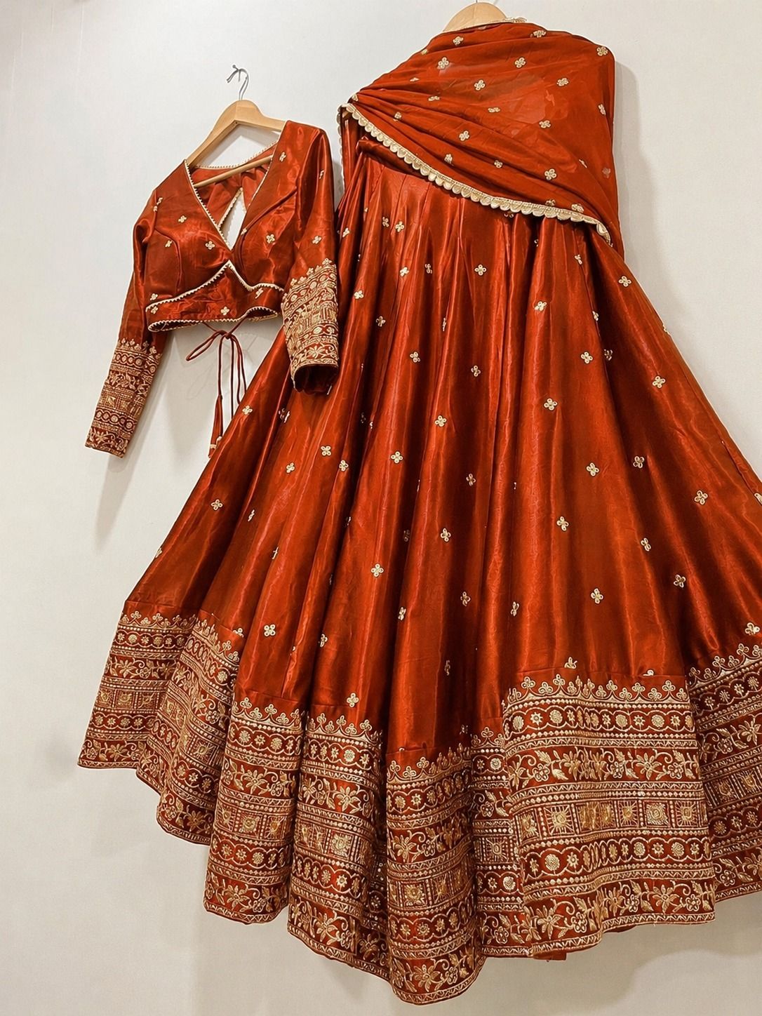 reelove factory Embroidered Semi Stitched Lehenga Choli-picture-13