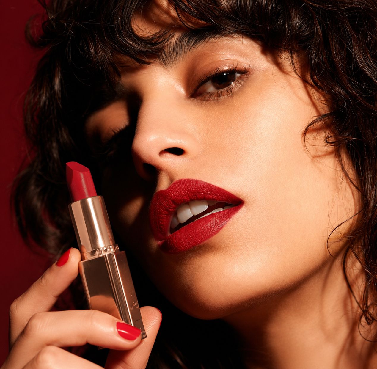 gfsu - go for something unique Long Lasting Crayon Lipstick up to 12 Hours Hot Red-picture-32