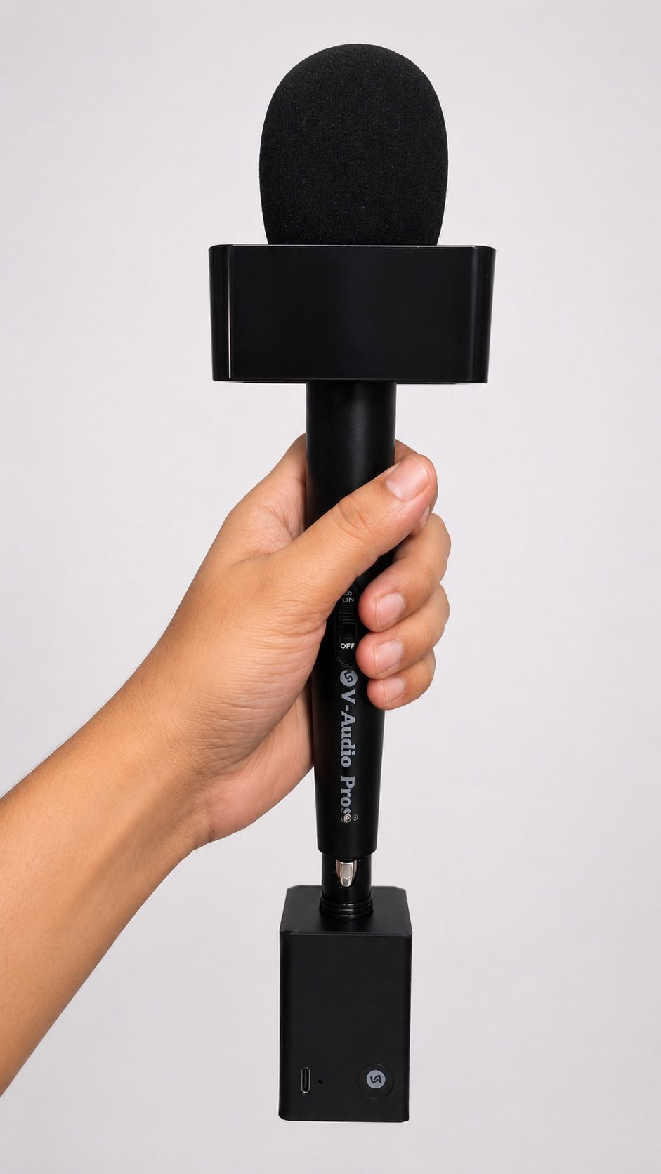 v-audio pro Professional Broadcast Wireless Handheld Mic Kit with Press ID Flag |Plug & Play Reporter Interview News Media Microphone with Type-C & iPhone Connector-picture-38