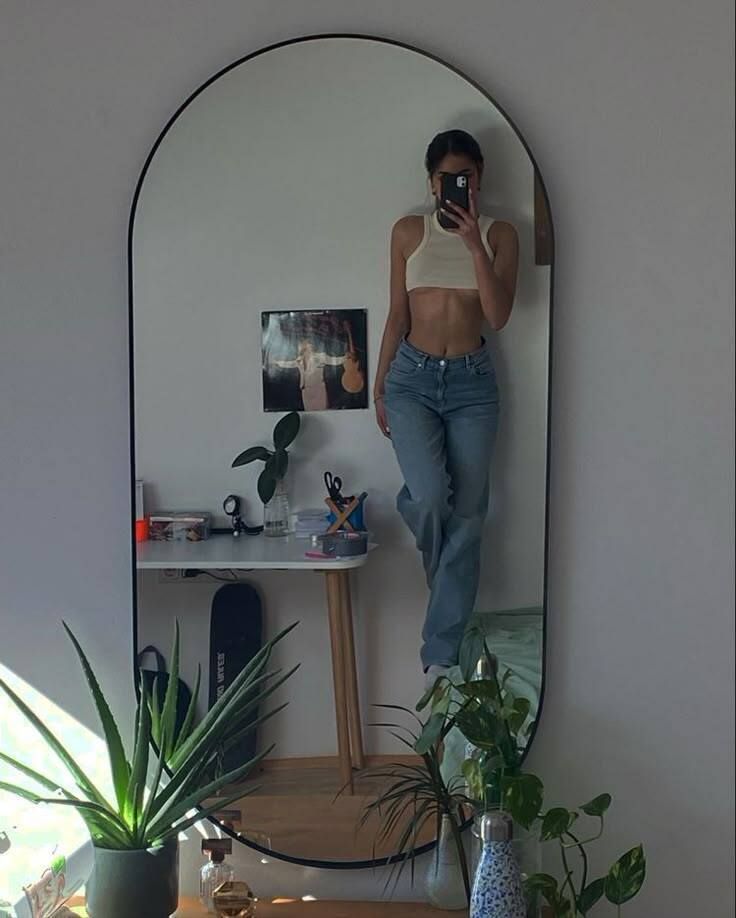 12"INCH BY 18" INCH CAPSULE CURVED SHAPE MIRROR.PERFECT FOR ANY WALL. Bathroom Mirror