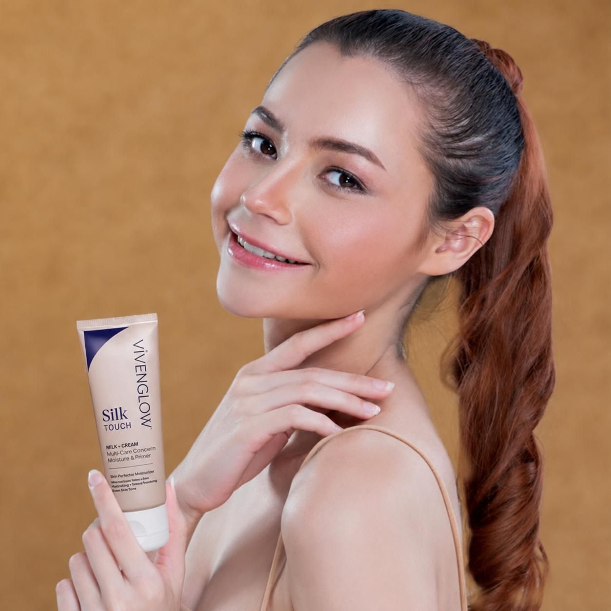 FLiCKA Moisturizer and Primer Combo-image-37