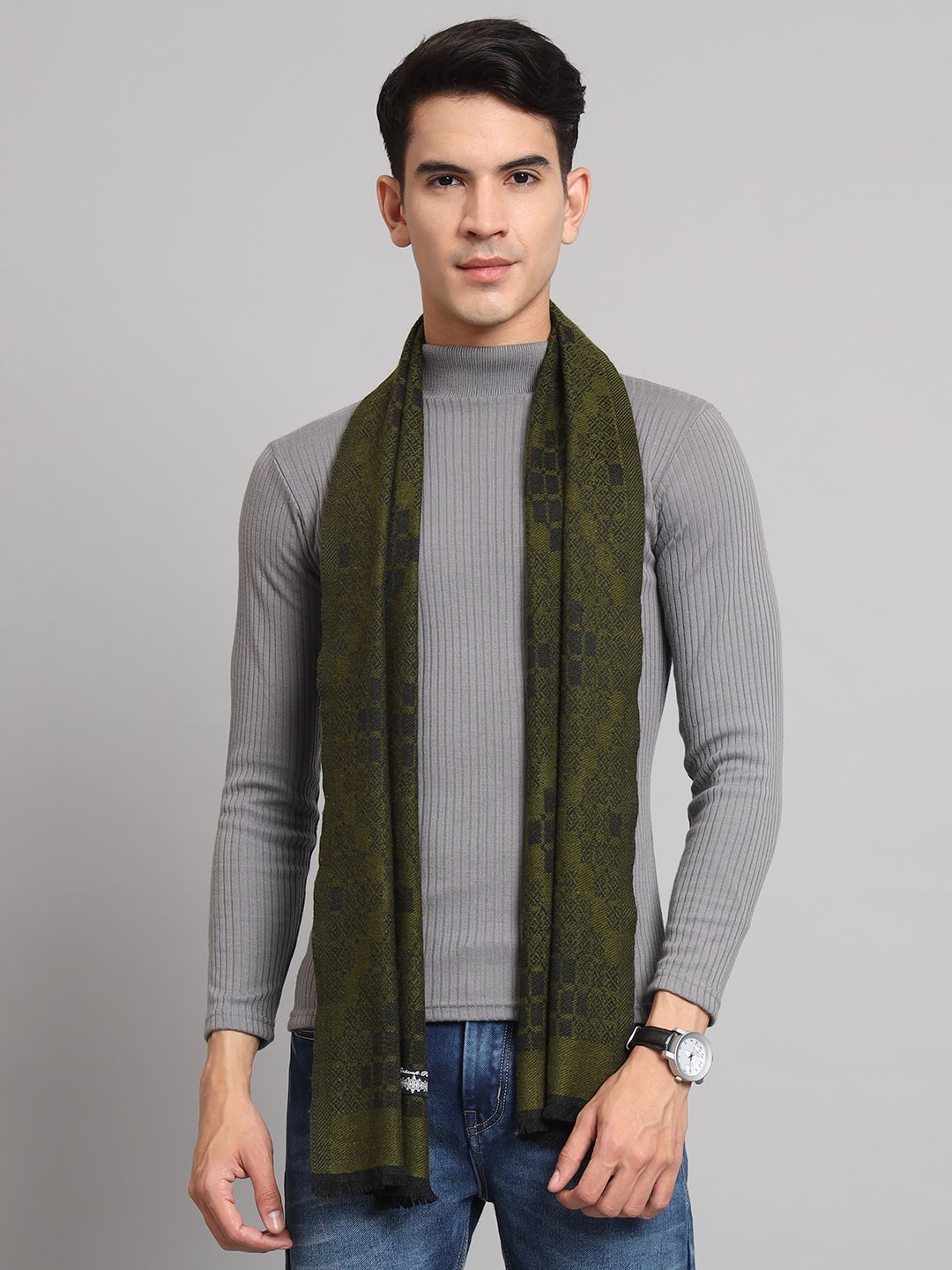 Ravaiyaa - Attitude Is Everything Geometric Print Men Muffler-picture-11