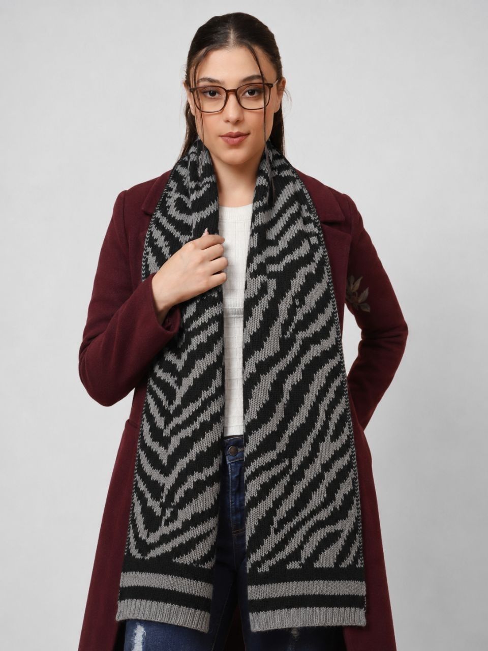 SCHp Striped, Woven Women Muffler-picture-22