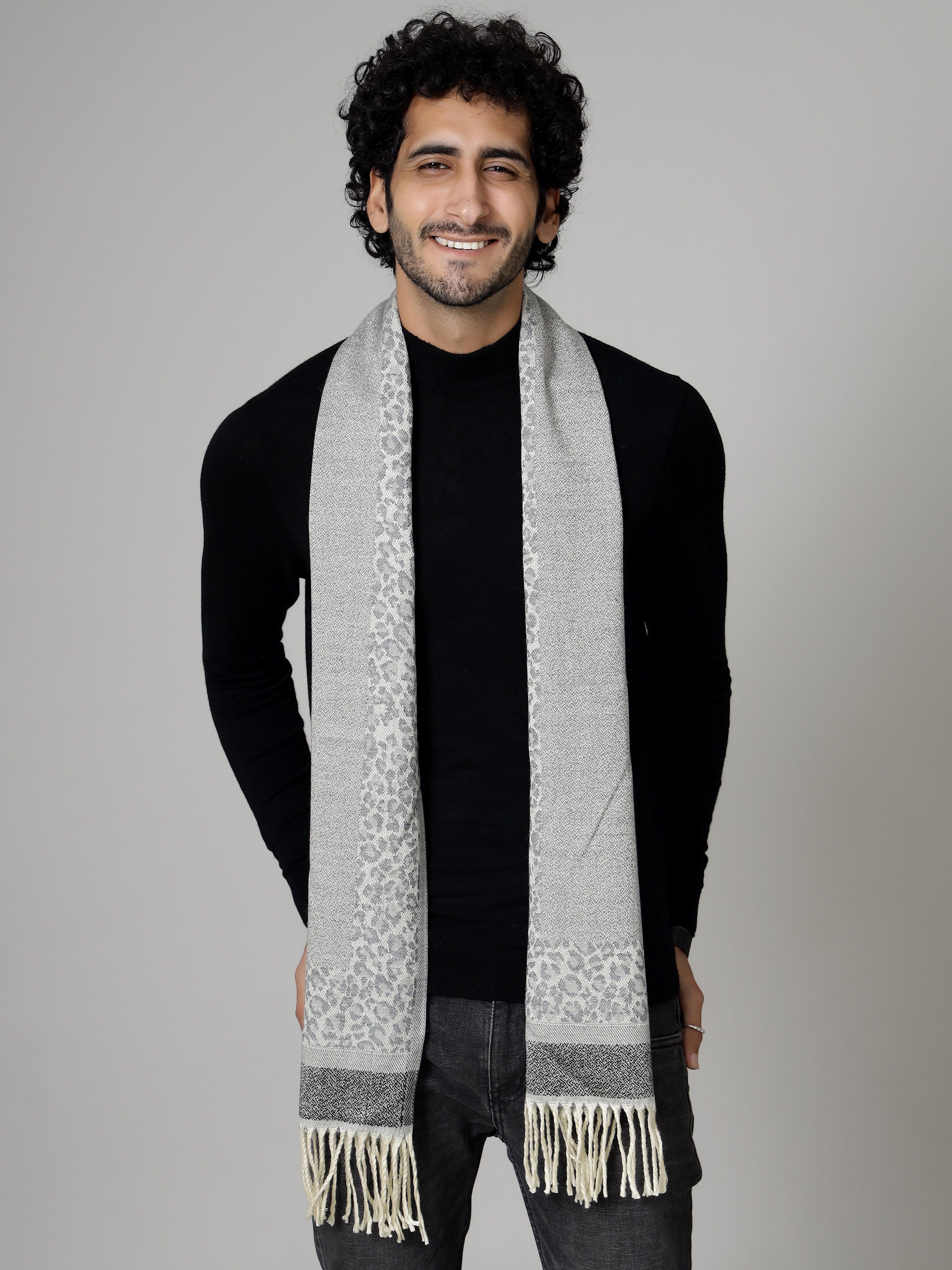 Ravaiyaa - Attitude Is Everything Printed Men Muffler-image-35
