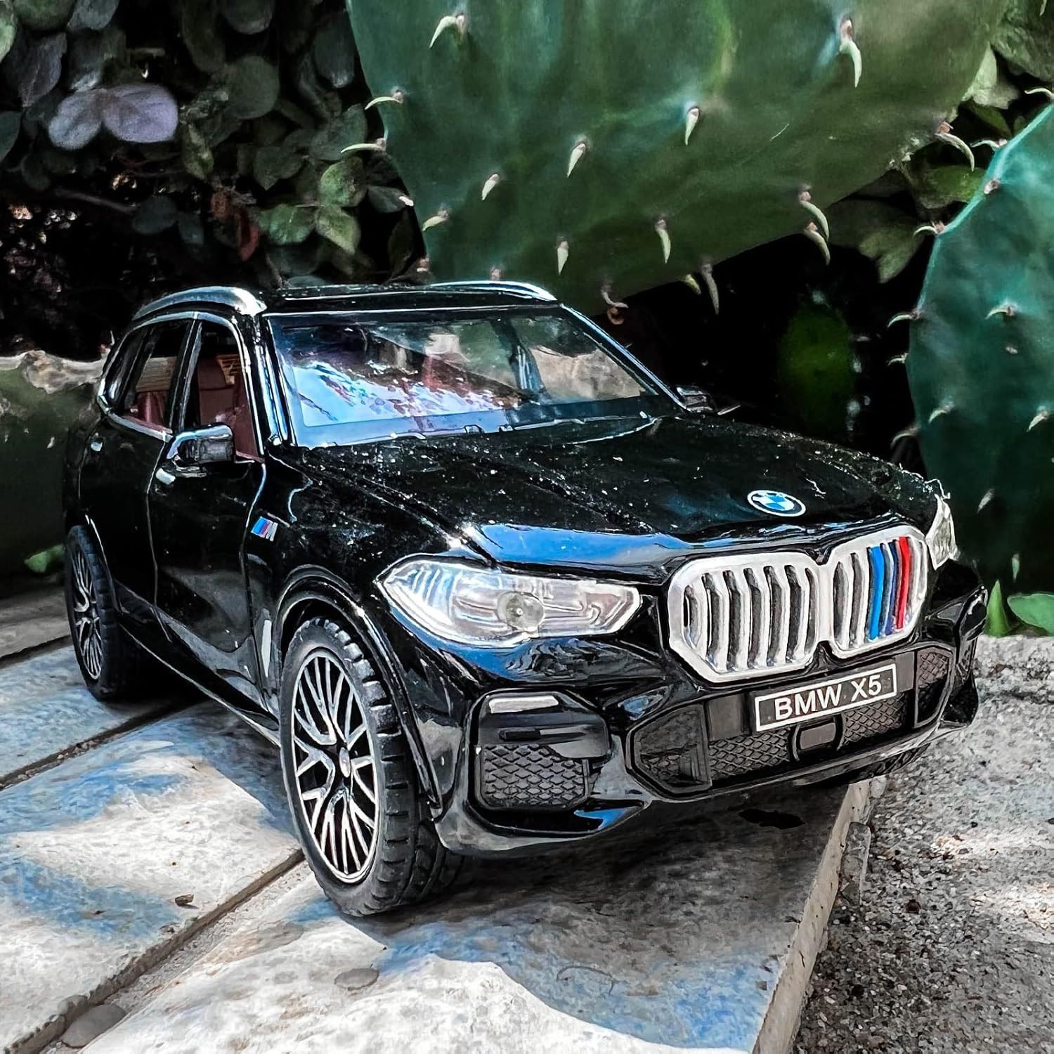 zuuluzrs SUV Model 1:32 BMW X5 Zinc Alloy Car With Sound And Light-picture-32