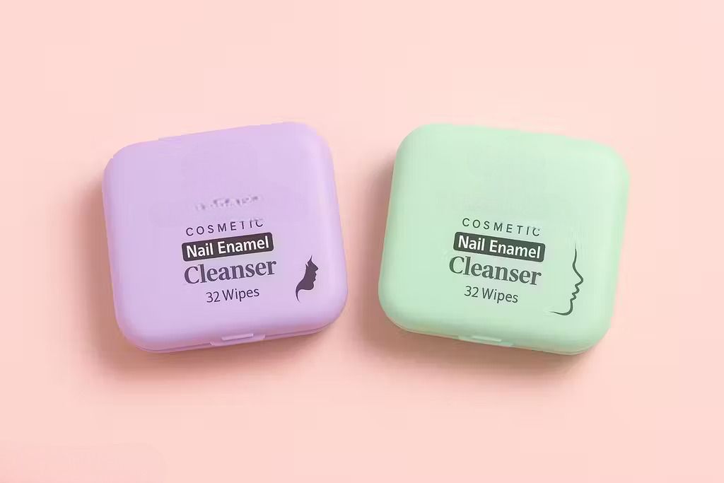 Nail Remover Wipes 32 piece each