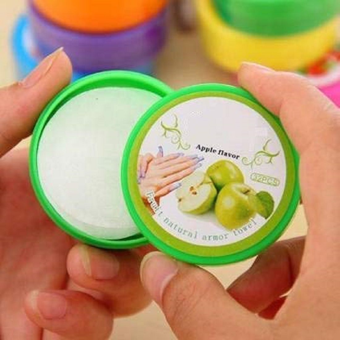 Wipes for Nail Polish Remover :Wet Pads Wipess (Nail Paint Reducer) Pack Of 4-image-1