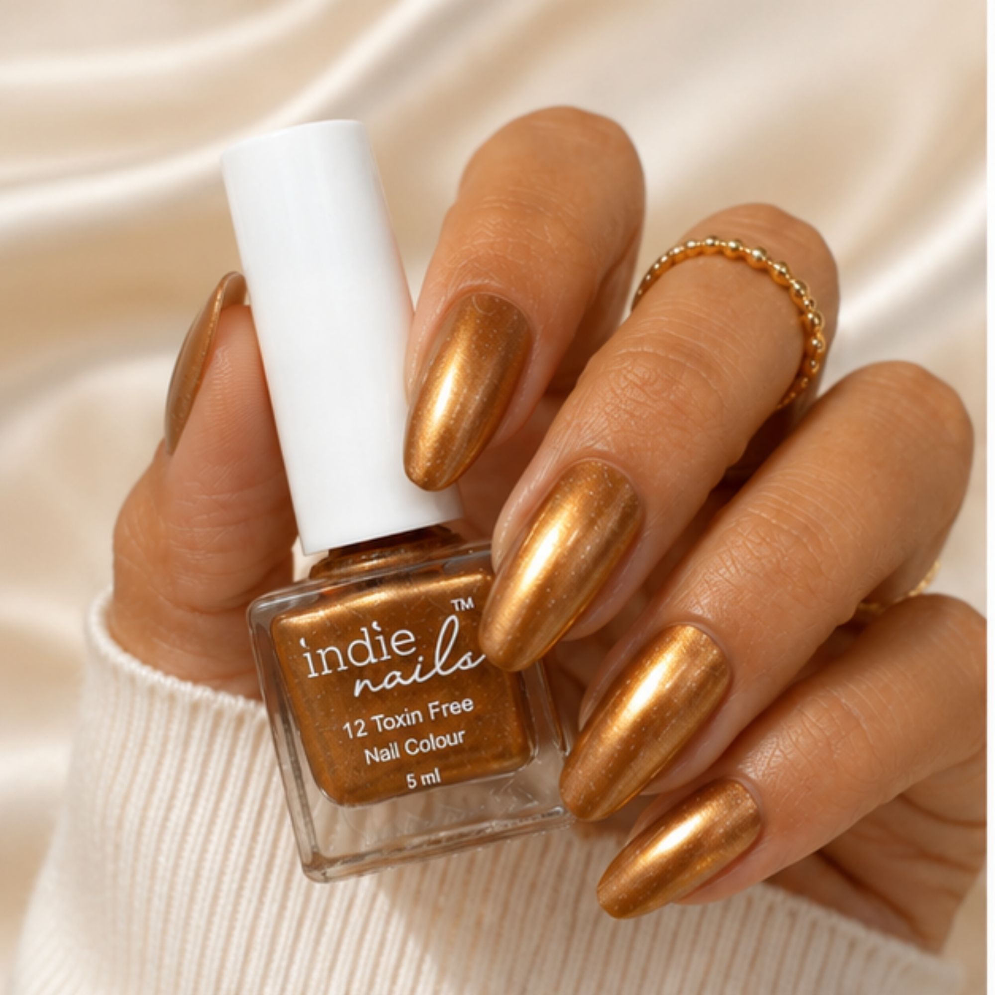 Nail Polish Rustic Golden Nail Paint for Women Bronze Metallic Chemical Free Rustic Golden Quick Dry Long Lasting Vegan Nail Polish-image-5