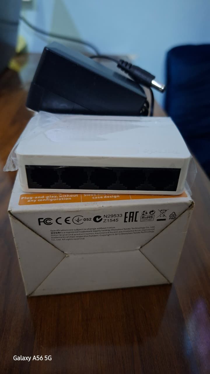 TENDA 5-Port Fast Ethernet Switch with 5 indicating LED 5 Ports 100 Mbps Unmanaged Network Switch-image-40
