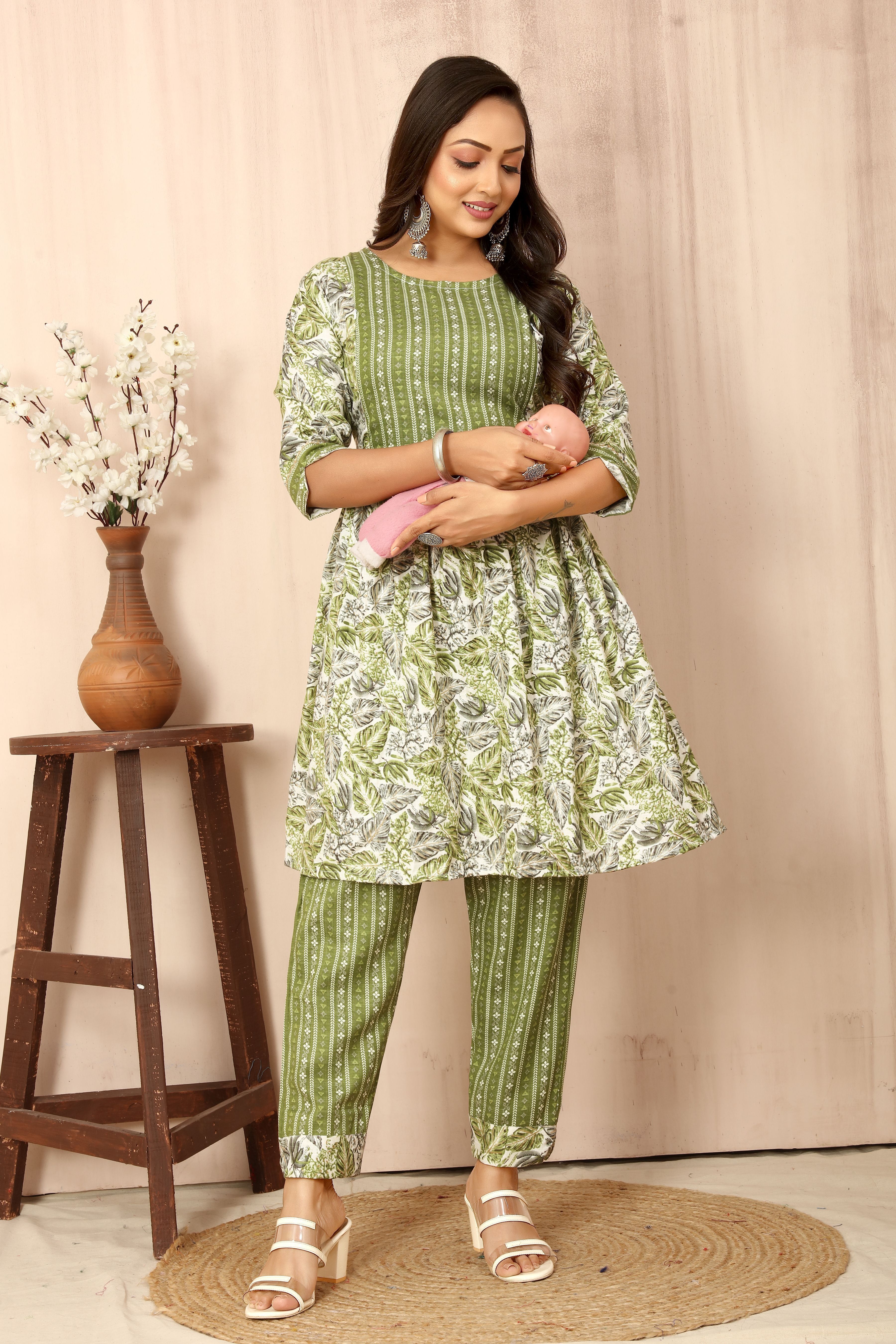Women Night Suit Set Green Printed-image-32