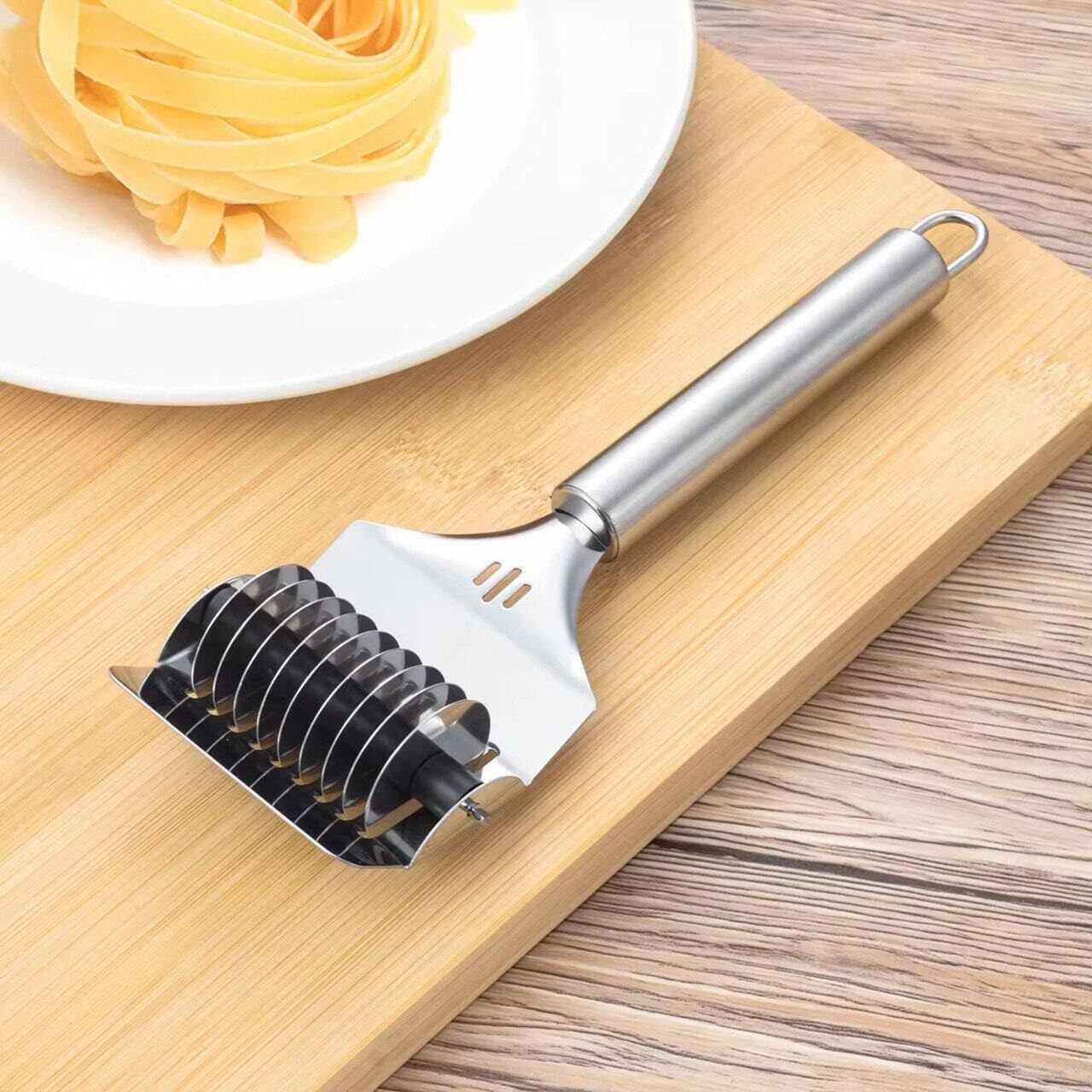 1 pcs Stainless Steel noodles Cutter Wheel Multi Blade Slicer tool Spaghetti and Pasta Maker-image-17