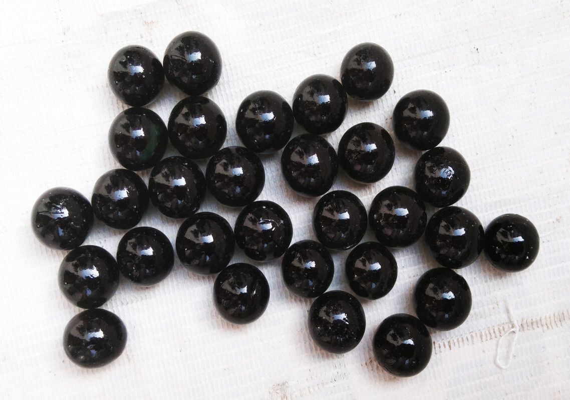 30 Piece Black Color Kanche Marble Glass Ball Goli in Outdoor Toy