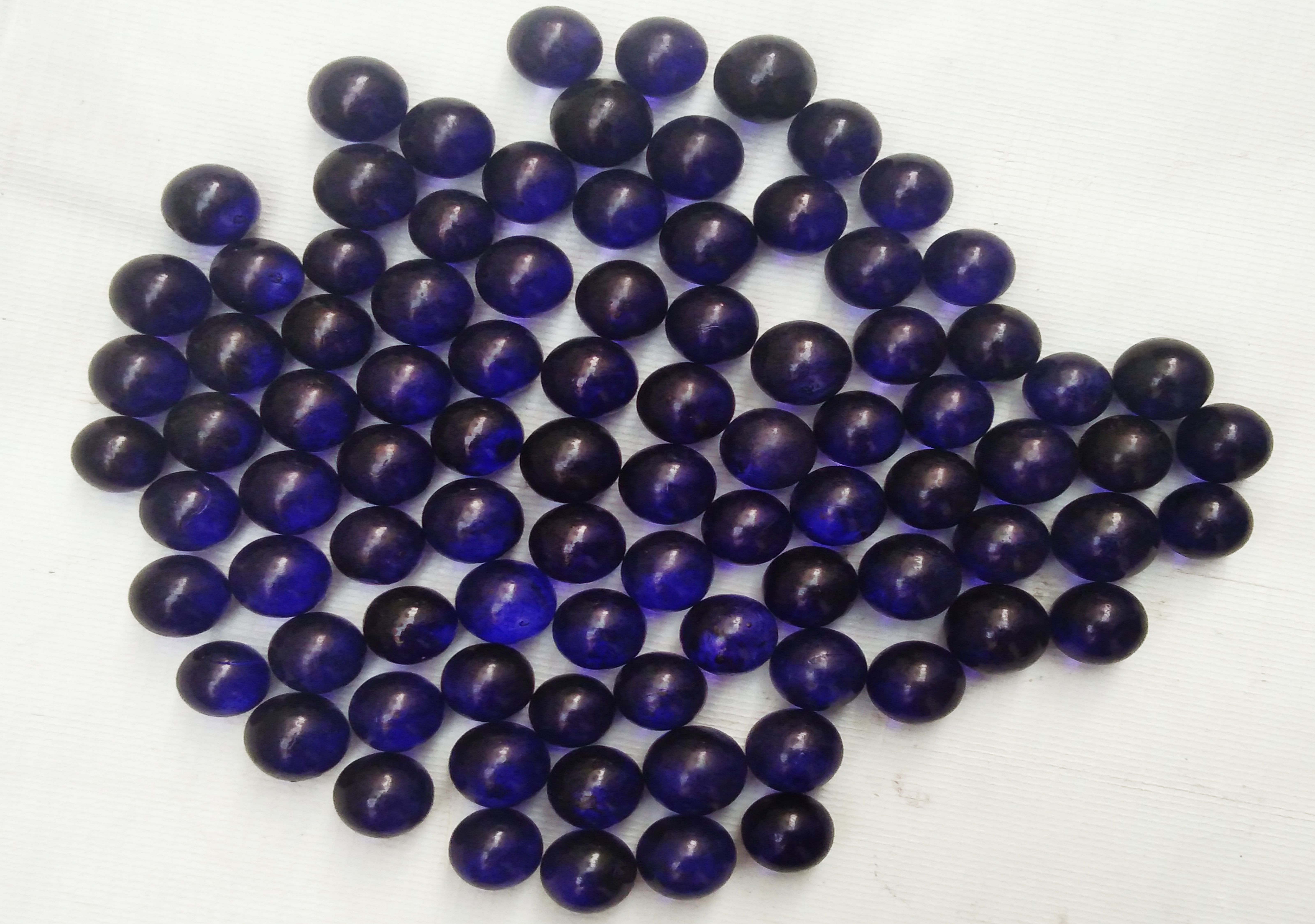 90 Piece Plane Purple Colour Kanche Marble Glass Ball Goli in Outdoor Toy