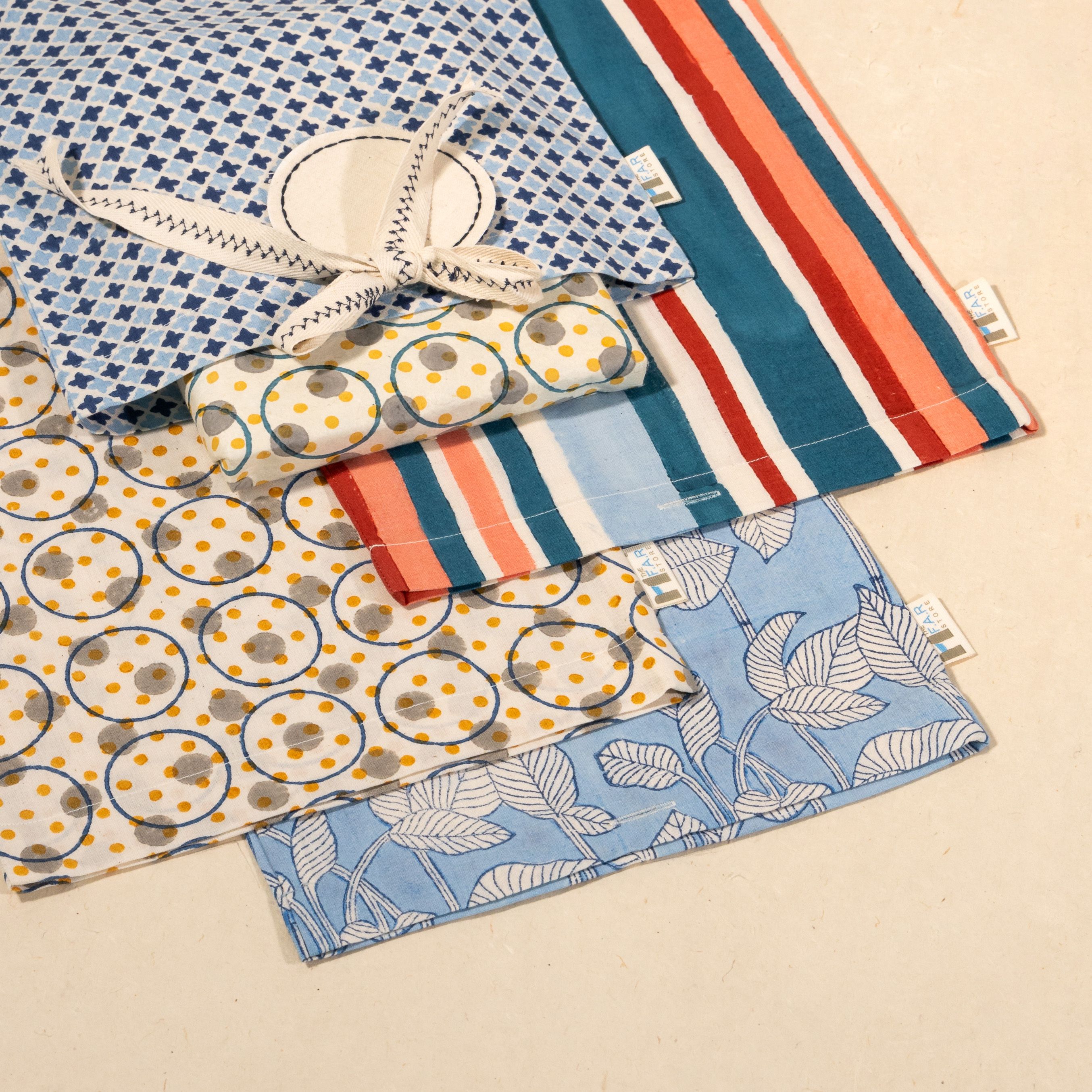 the far store Printed Party Bag-picture-22