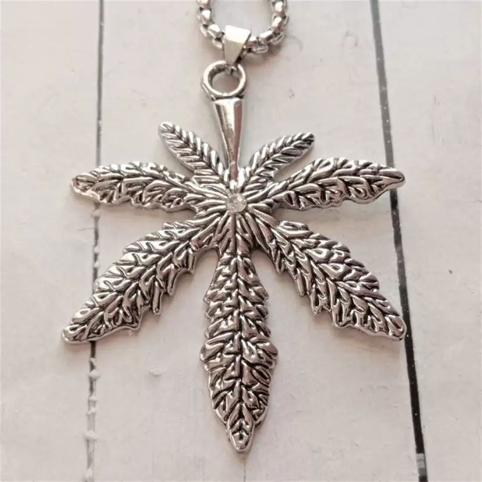 maaword Silver Plated Hemp Leaf Pendant Necklace – Trendy Fashion Chain Jewelry Silver Alloy Pendant Set-picture-10