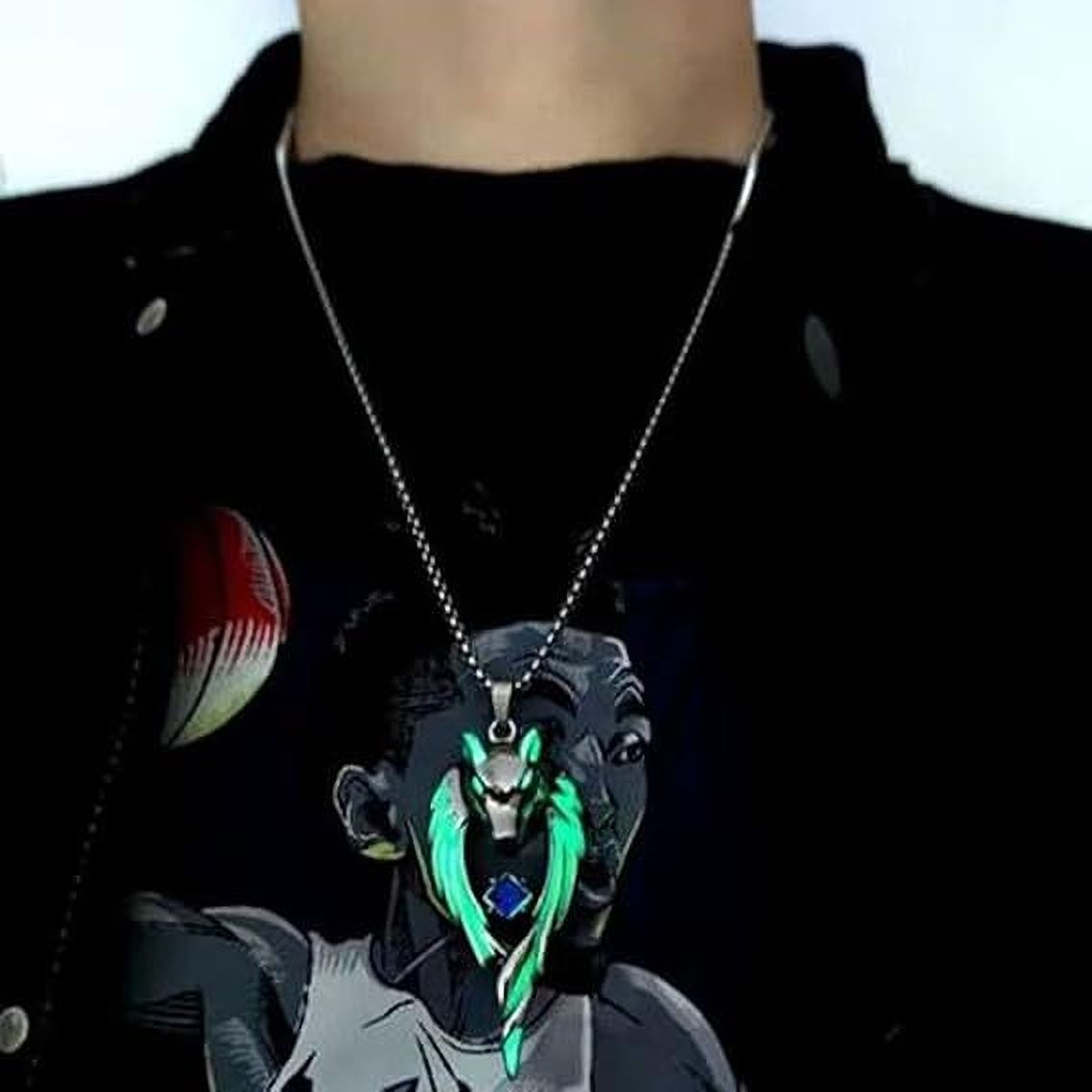 Wolf Glow in the Dark Pendant for Men and Women, Glowing/Radium Wolf Locket Silver Stainless Steel Pendant-image-18