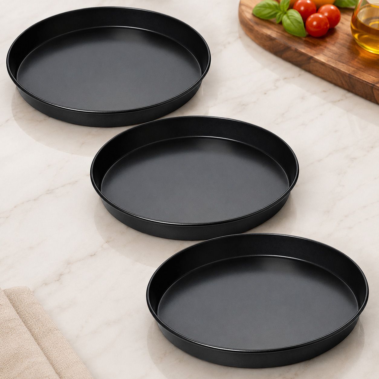 Non-Stick Carbon Steel Round Oven-Safe Baking Tray for Pizza (pack of 3) Pizza Maker-image-5