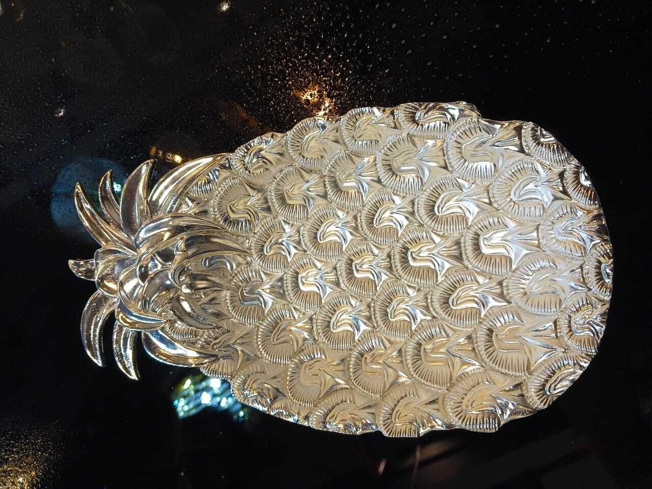 Decorative Pineapple Metal Serving Tray for Snacks and Home Decor Tray-image-34