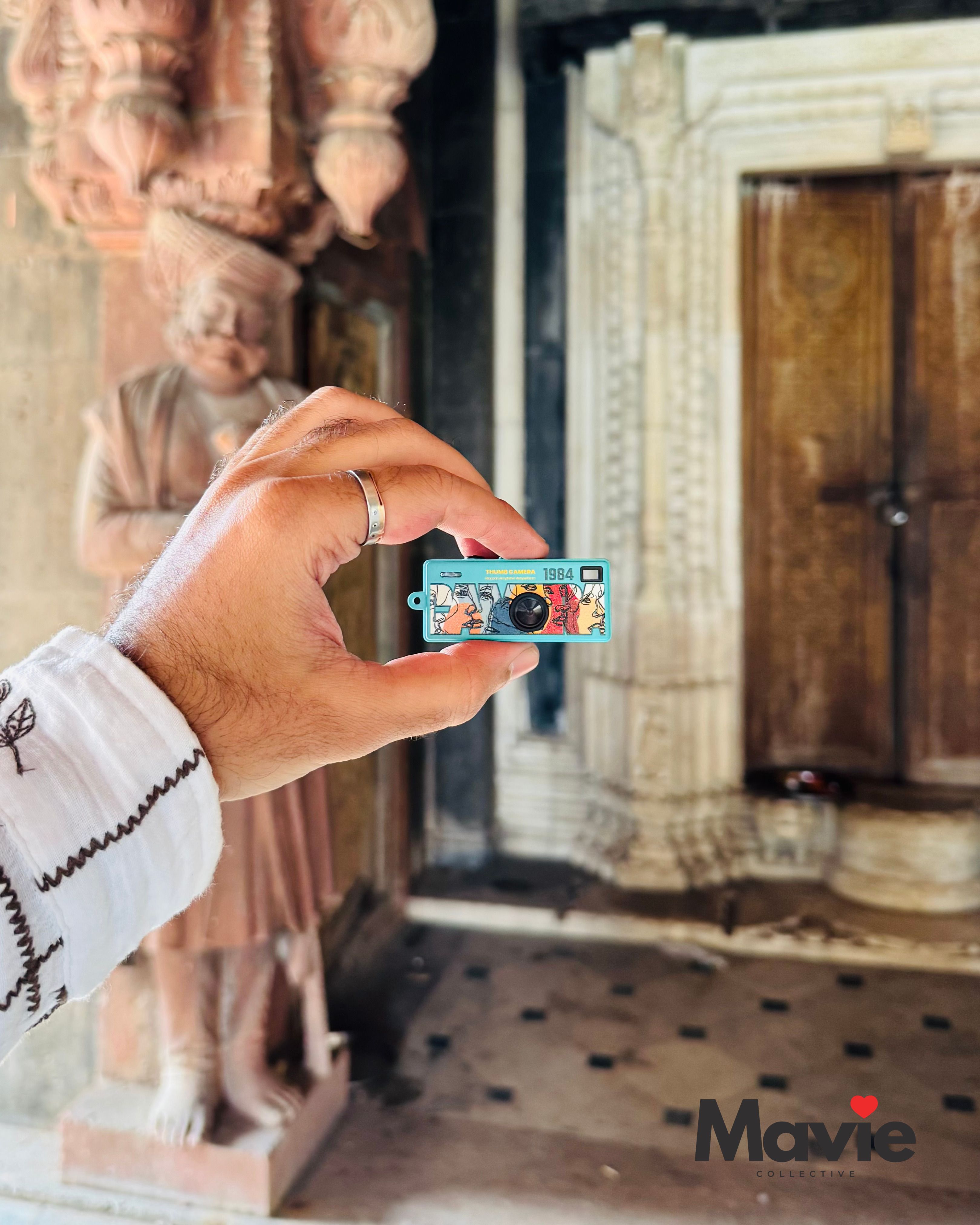 maviecollective Retro Mini Thumb Camera-image-29