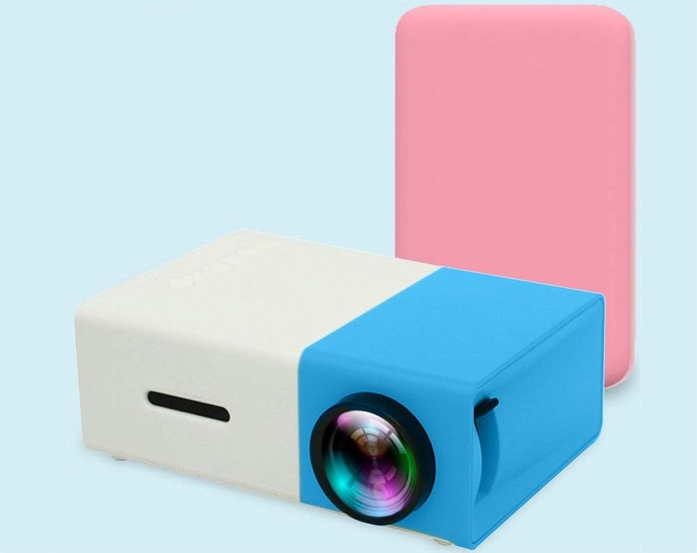 ASTOUND Fully Portable LCD 1080P LED Projector 400 lm LED Corded & Cordless Portable Projector-image-47