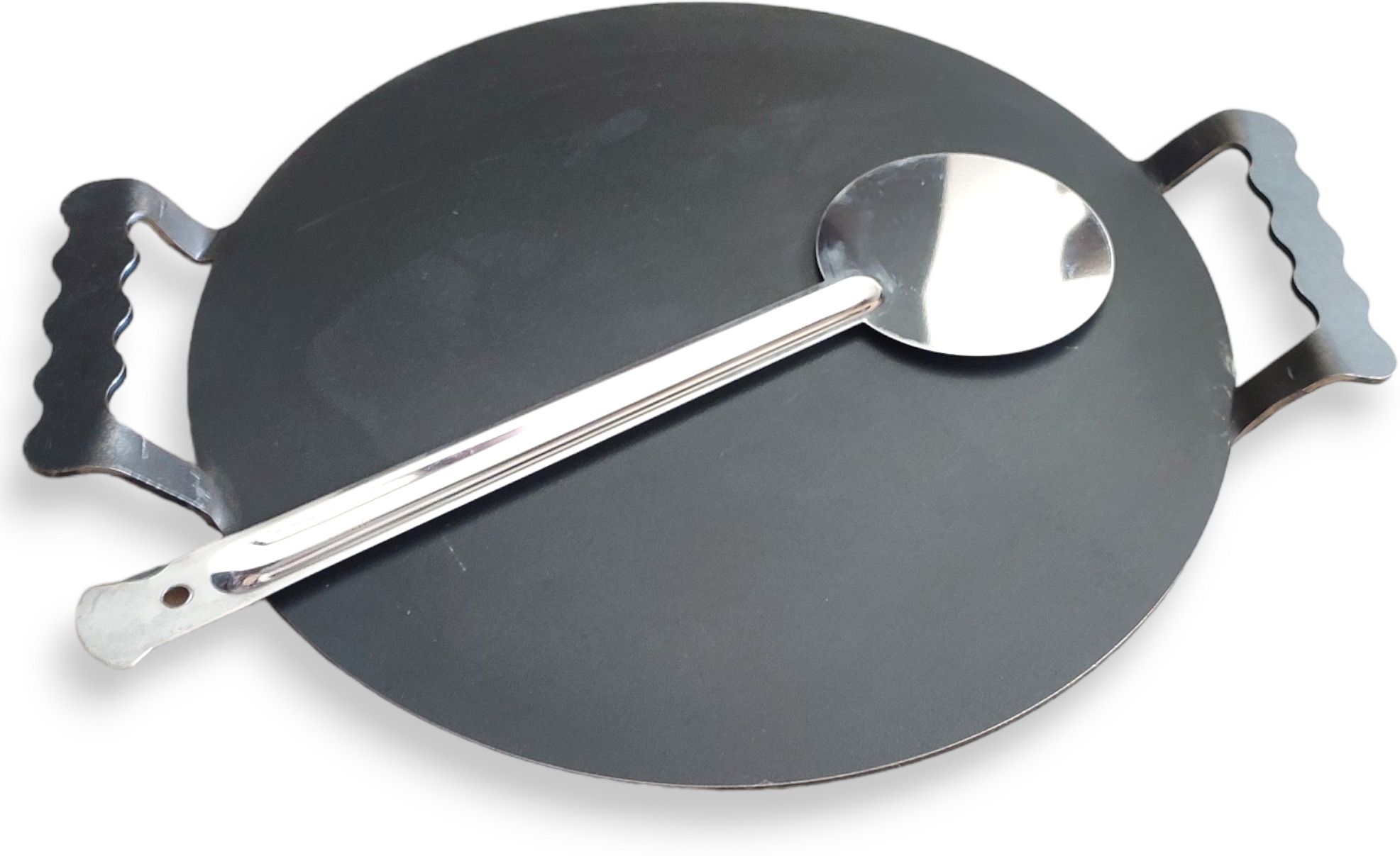 - MADURAI ARTISANS MADE - PURE IRON - ROUND FLAT TAWA FOR DOSA, ROTI WITH DOUBLE HANDLE - Tawa 30 cm diameter-image-13