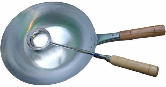 Iron Wok with Ladle | Chinese Kadai for Noodles Strong Handle 12 inch Fry Pan 30 cm diameter 2 L capacity-image-17