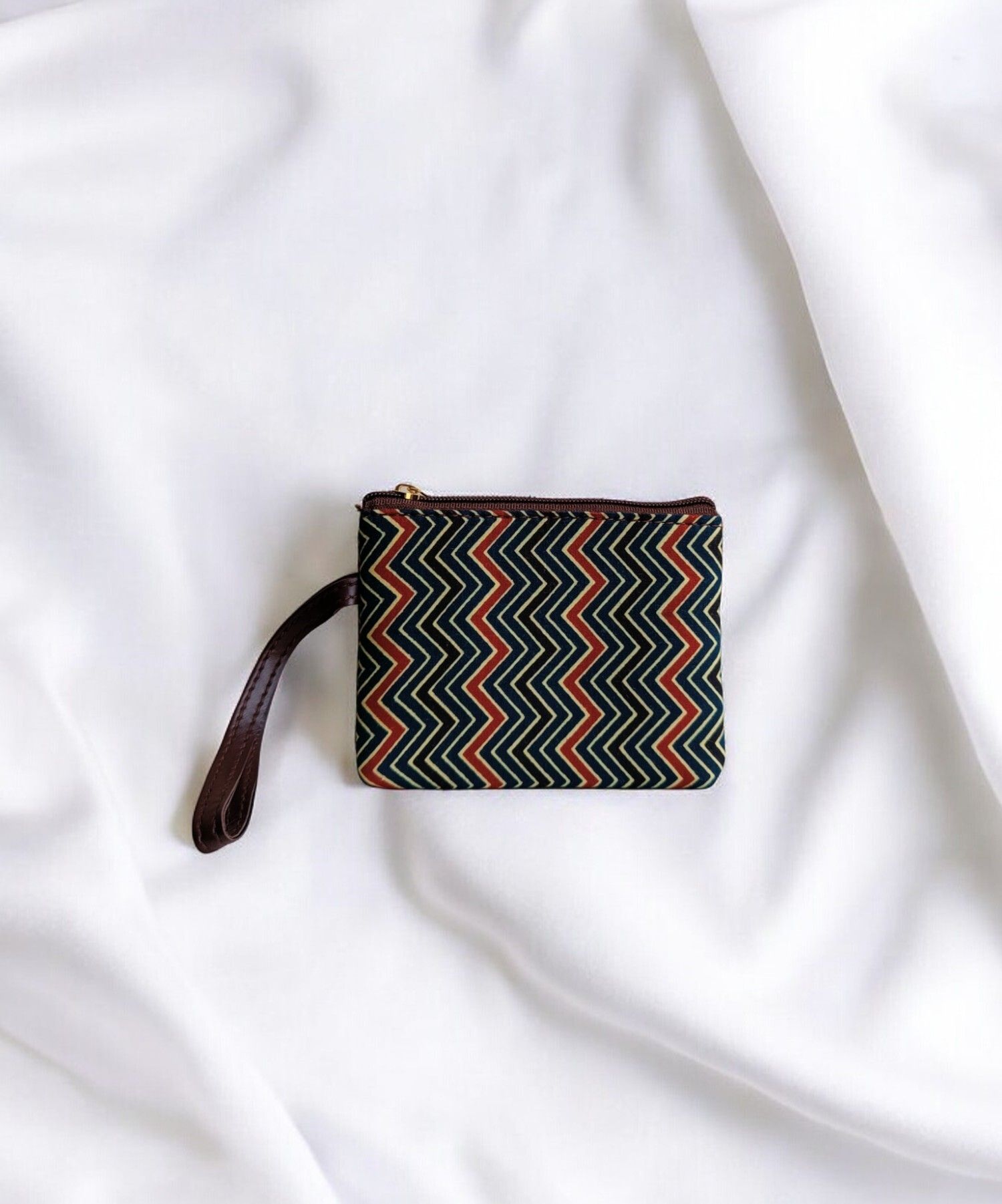 Women Multicolor Wristlet