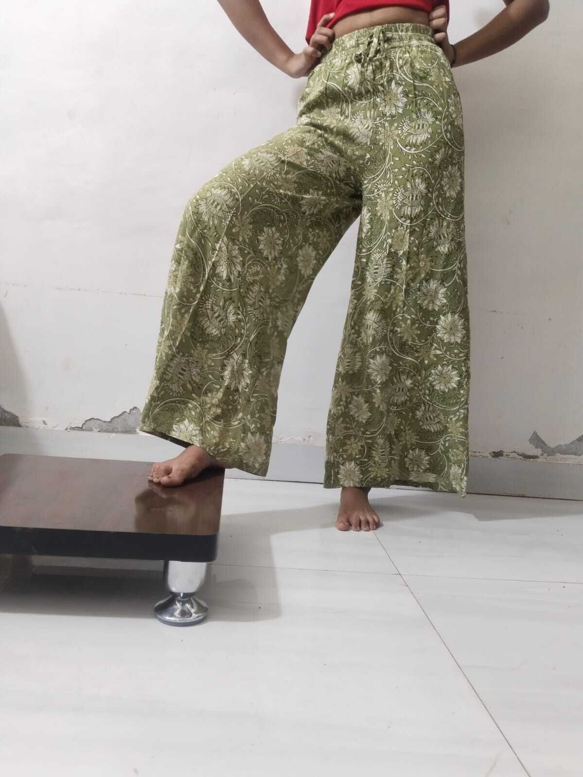 GREEN PLAZZO Women Pyjama