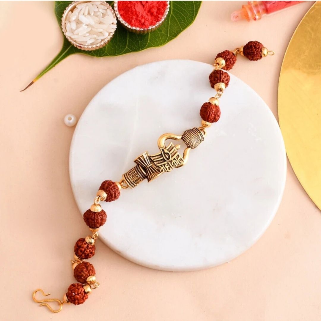 Bracelet FST061 Gold Finish Rakhi Set-image-5