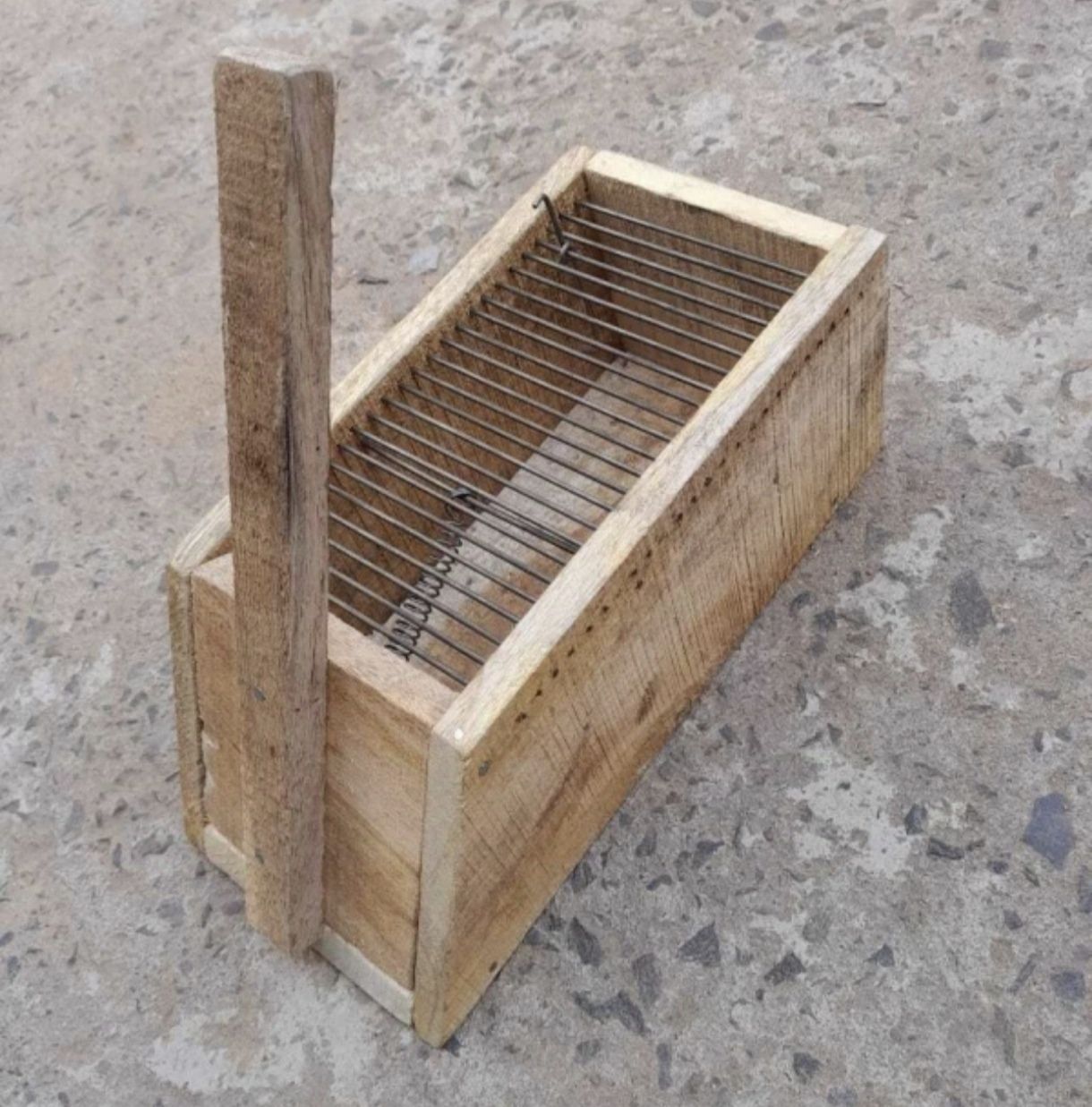 1 Wooden Rat Trap Snap Trap