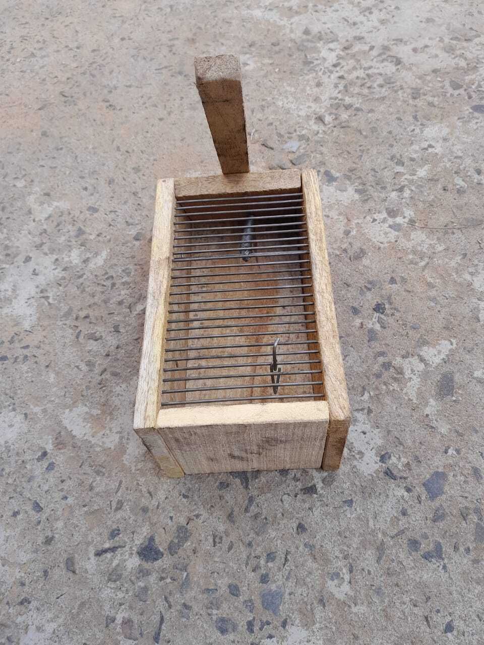 Strong & the best quality wooden rat trap for home shops godown etc. Live Trap