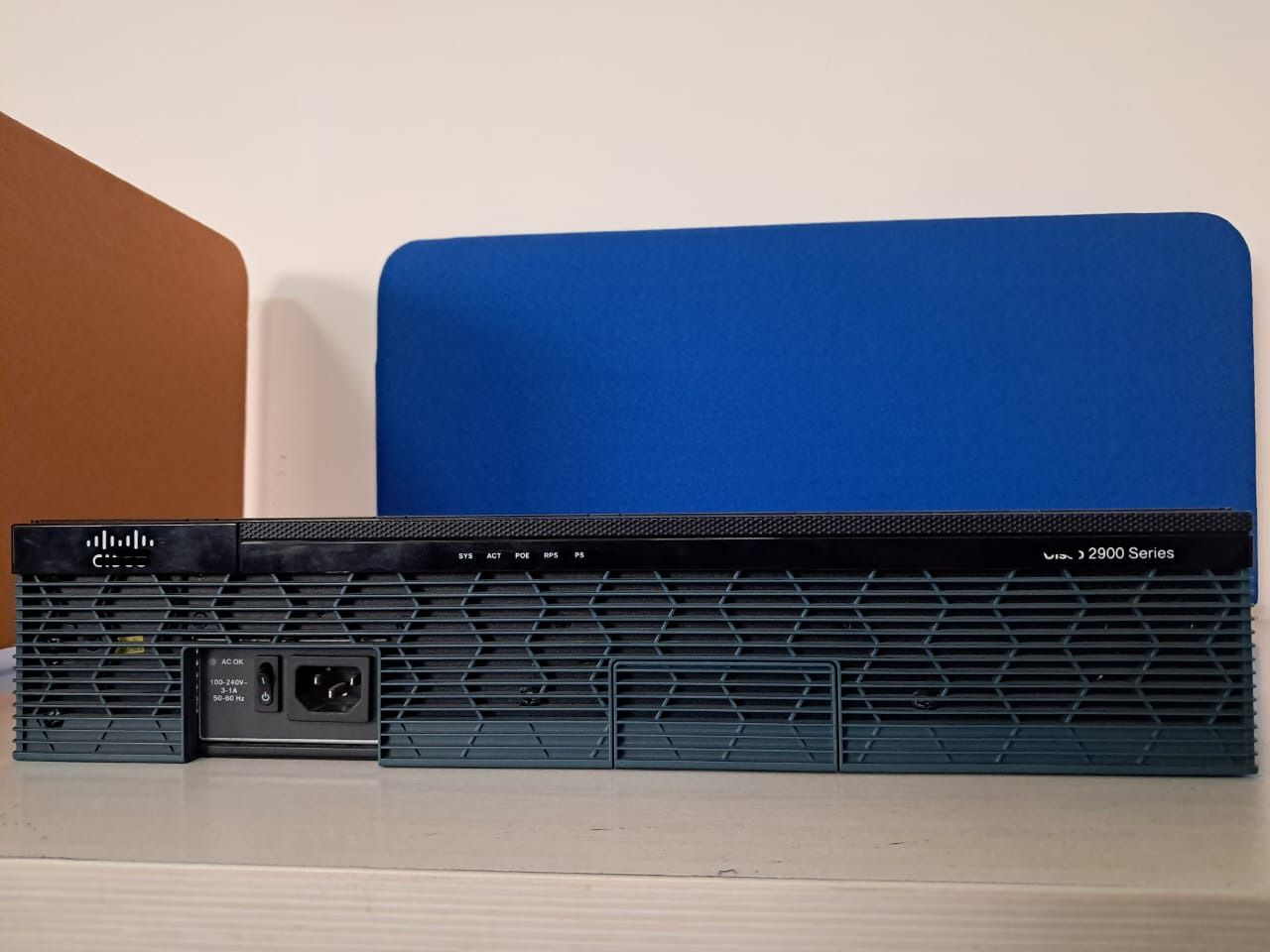 ABC Pre-owned Cisco 2911 K9 Router Router 0 GHz 1000 Mbps Wifi Speed NA Ethernet (Cable Broadband)-picture-40