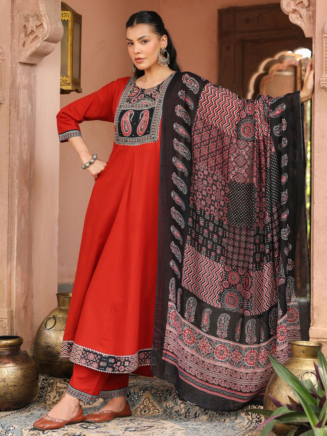 rain & rainbow Solid Kurta, Salwar & Dupatta Set-picture-32