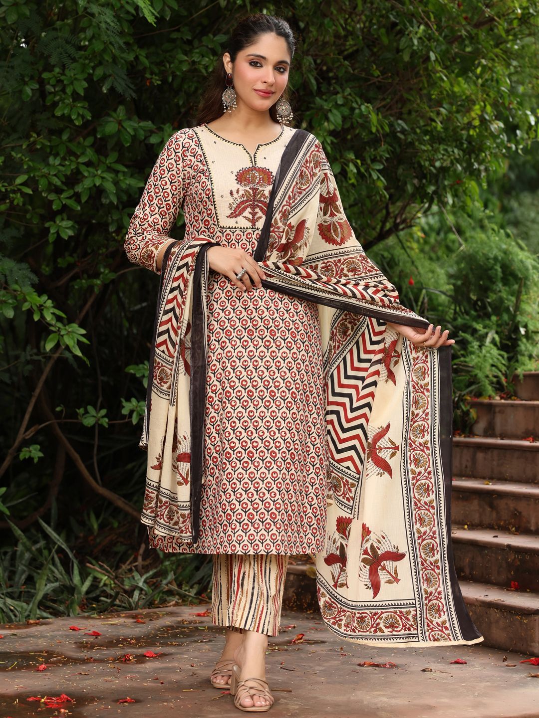 rain & rainbow Solid Kurta, Salwar & Dupatta Set-picture-46