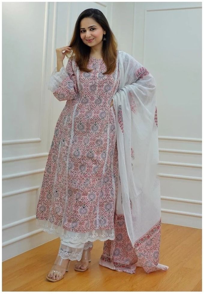 Madhuri Thakkar Self Design Kurta, Trouser/Pant & Dupatta Set-image-46