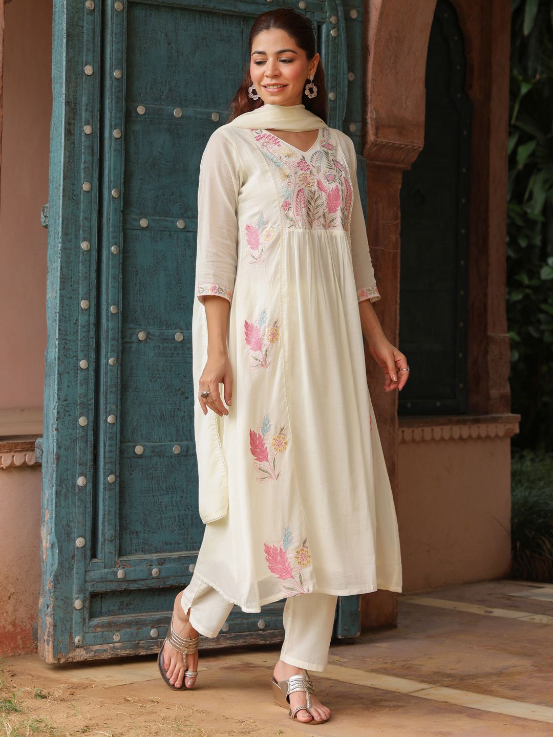 rain & rainbow Solid Kurta, Salwar & Dupatta Set-picture-0