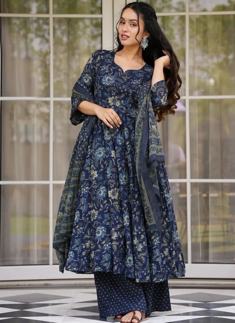Printed Kurta, Palazzo & Dupatta Set-image-41