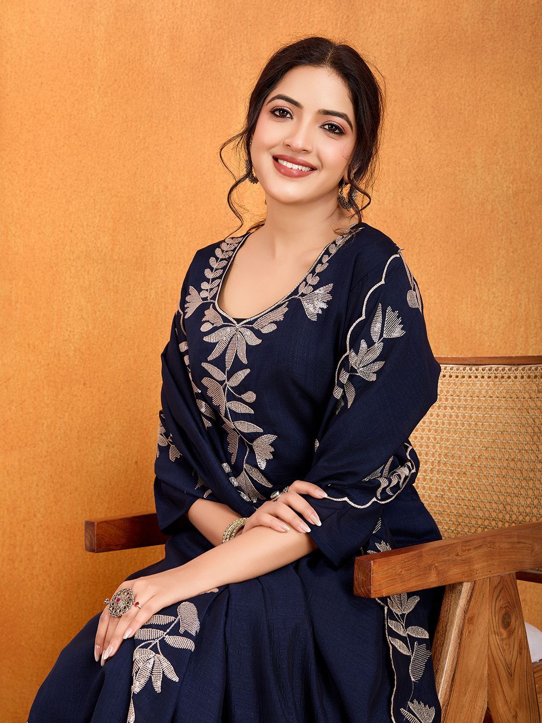 VPMBoutique Embellished Kurta, Trouser/Pant & Dupatta Set-image-17