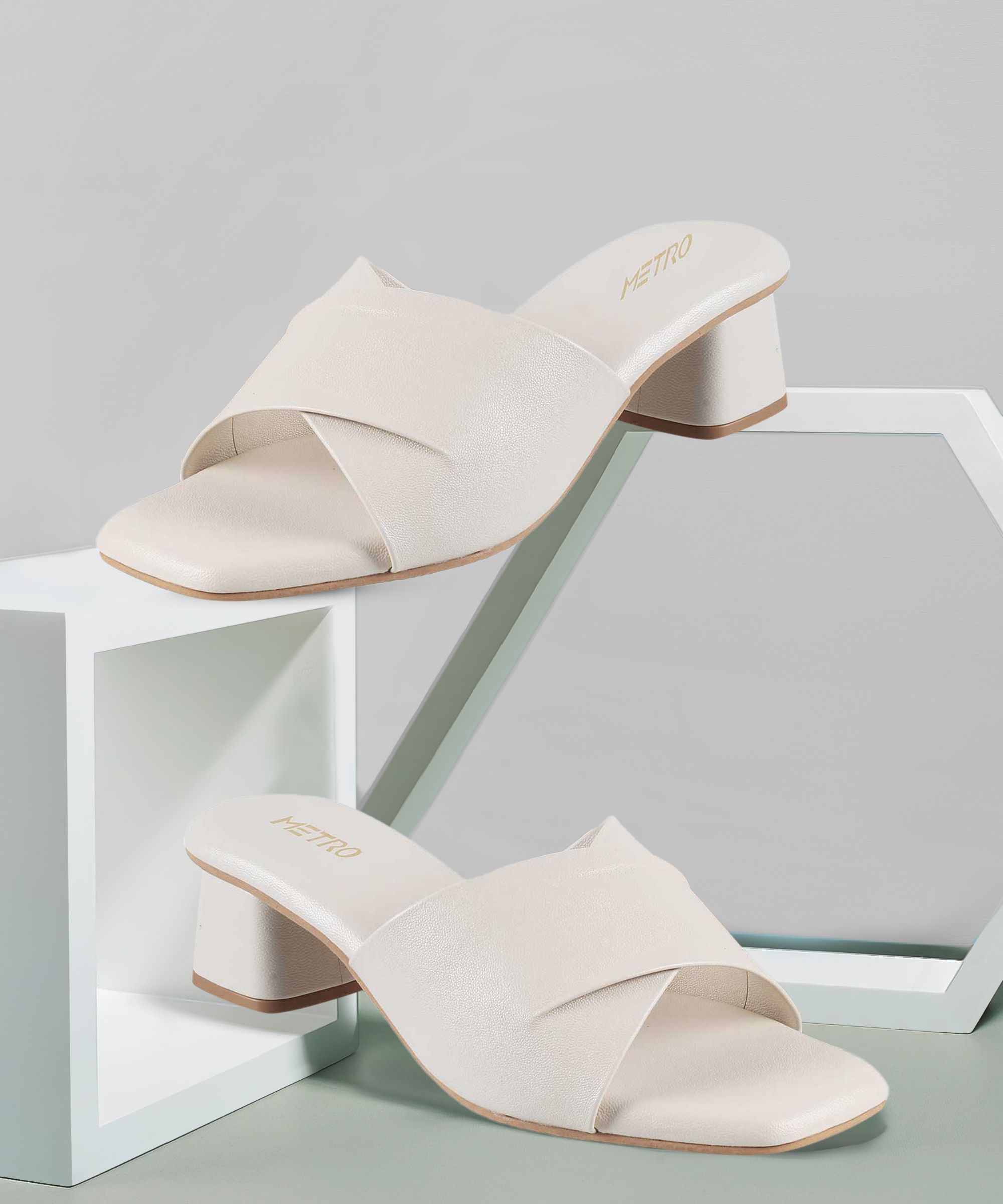 metro Women Heels Sandal-picture-12
