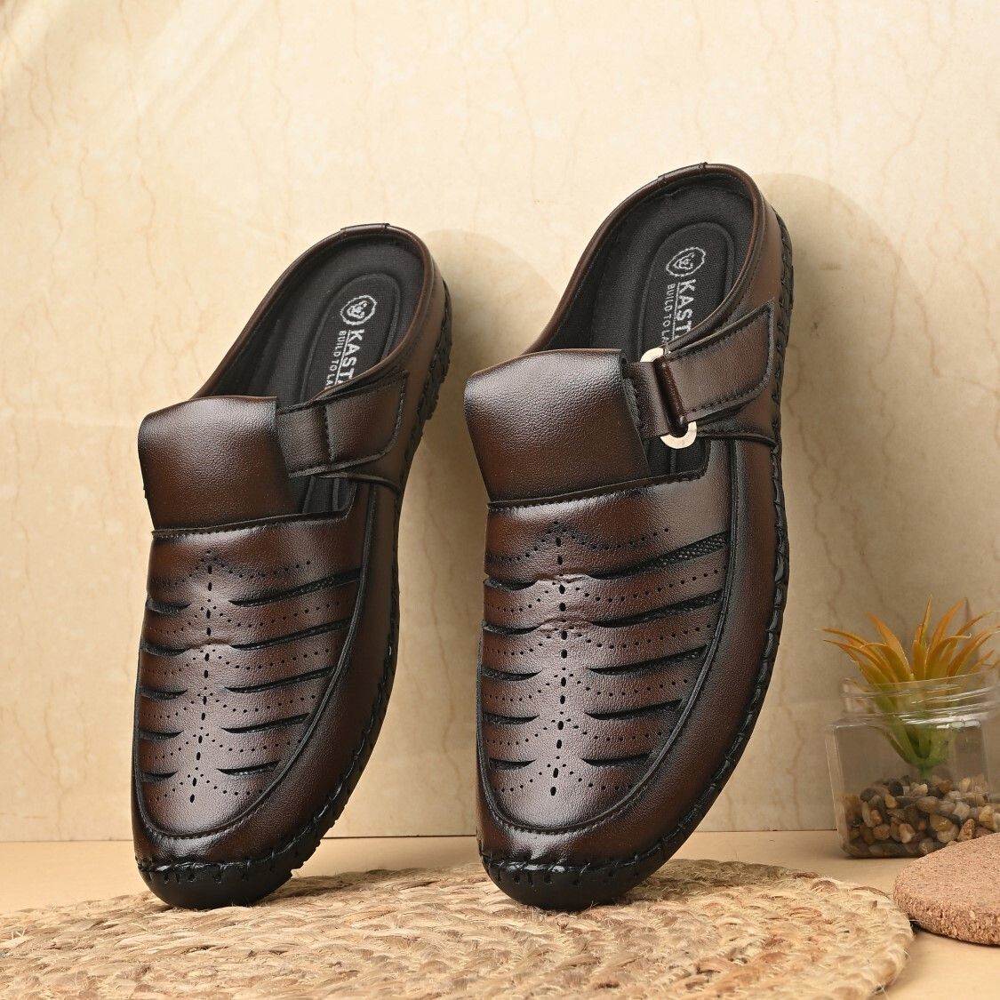 kastava Men Casual Sandal-picture-0