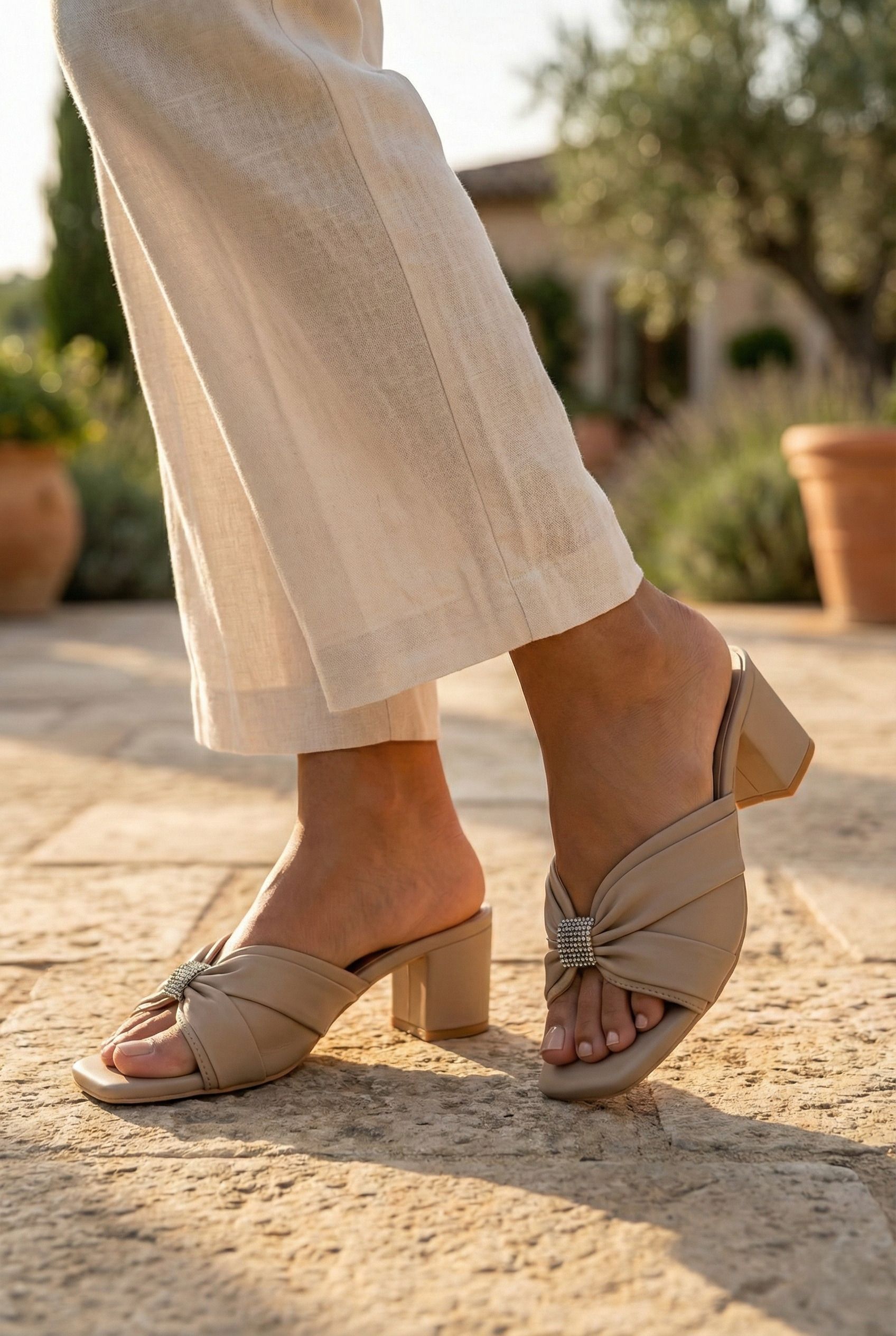 ravis Women Heels Sandal-picture-19