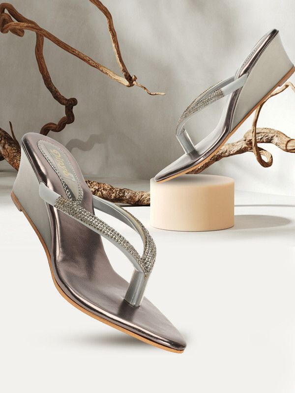 dipyo Women Wedges Sandal-picture-32